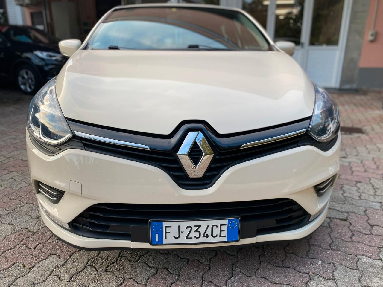 Renault Clio dCi 8V 90CV EDC Start&Stop 5 porte Energy Zen