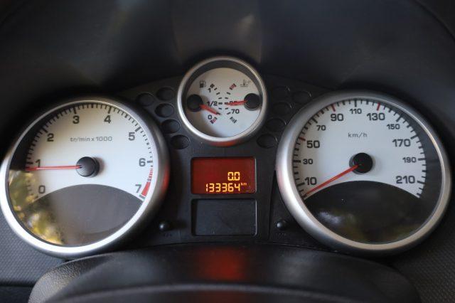 PEUGEOT 207 1.4 ECO GPL 75CV 5Porte Sport per NEOPATENTATI