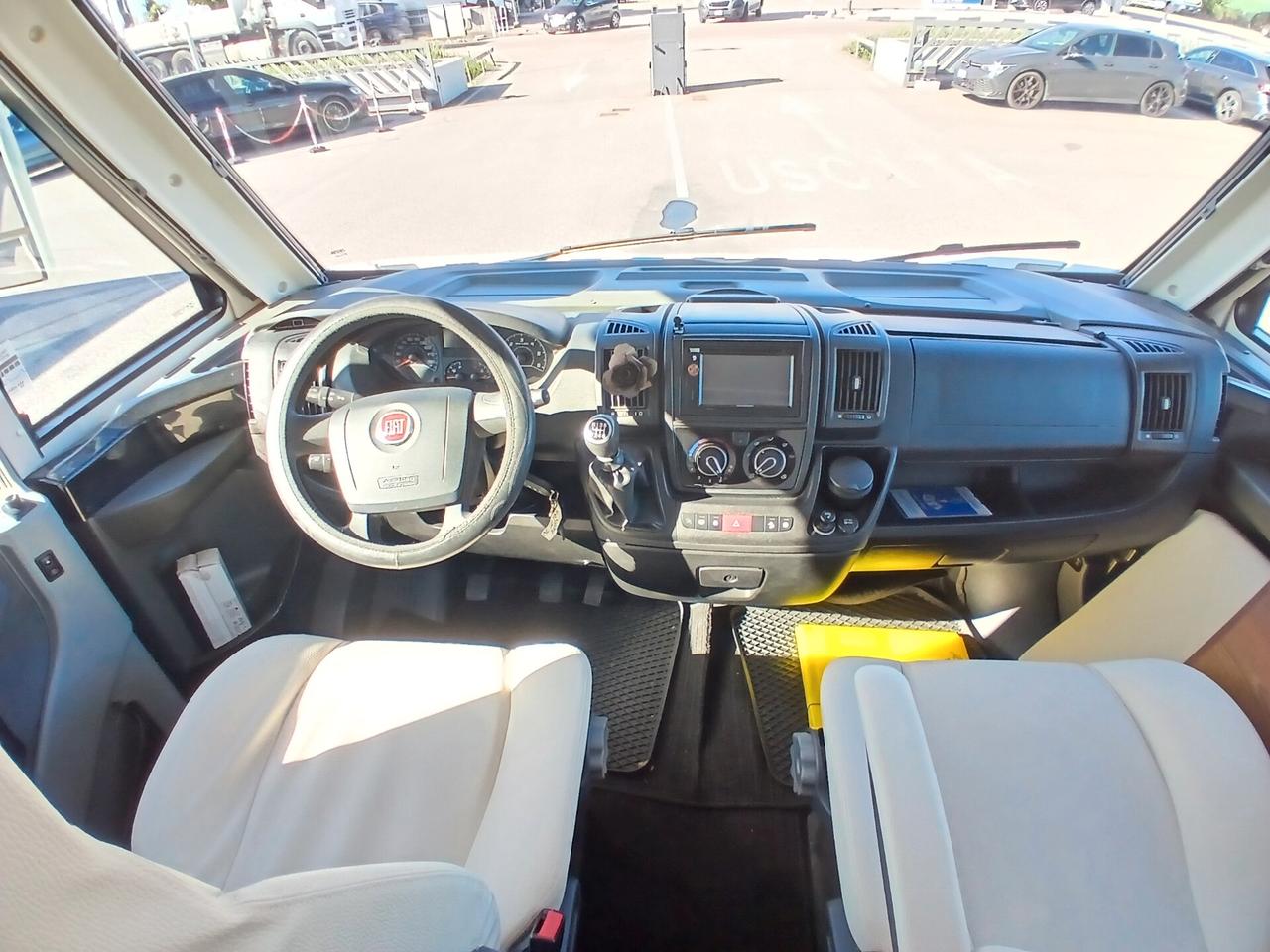 Mclouis NEVIS 862 G 5 POSTI