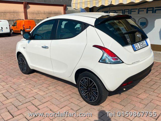 LANCIA Ypsilon 1.0 FireFly 5 porte S&S Hybrid Oro 5 POSTI