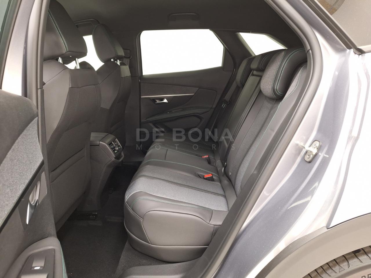 Peugeot 3008 1.6 hybrid4 phev allure pack 300cv e-eat8