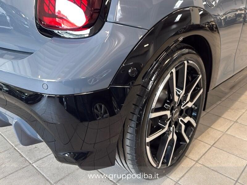 MINI Cooper Mini Cabrio F67 Mini Cabrio 2.0 C JCW auto