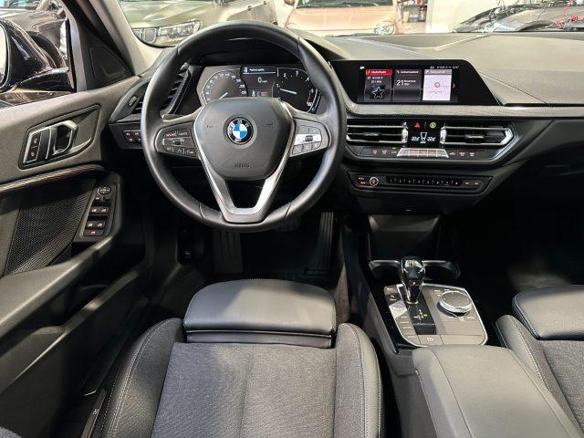 BMW 118 d Sport Auto - LED - 17" - Carplay - Telecamera