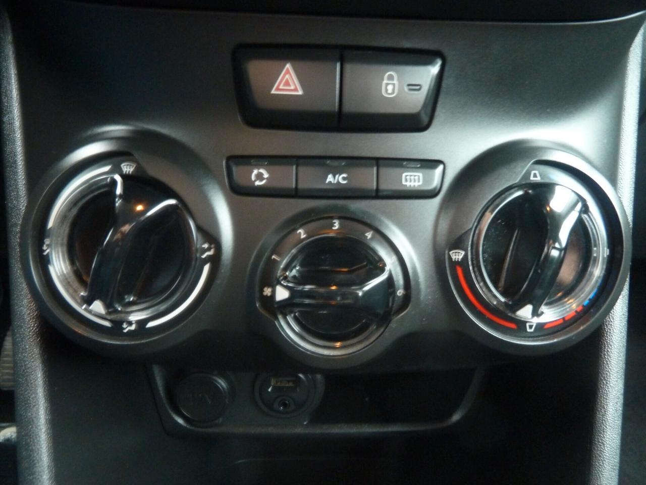 Peugeot 208 1.0 VTi 68 CV 5 p. Access Ok Neopatentati