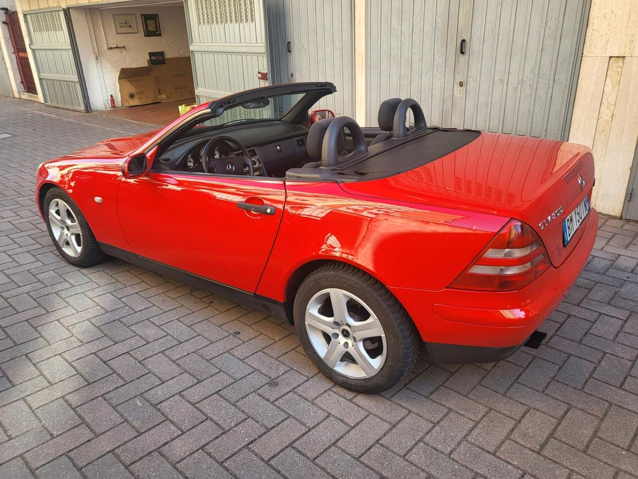 Mercedes-benz SLK 200 cat