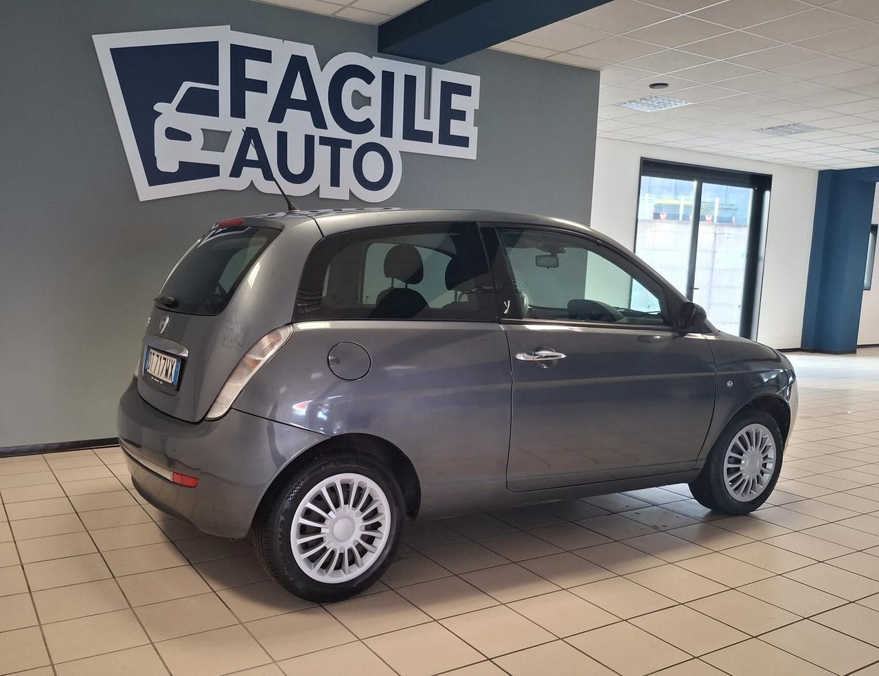 Lancia Ypsilon 1.2 Argento
