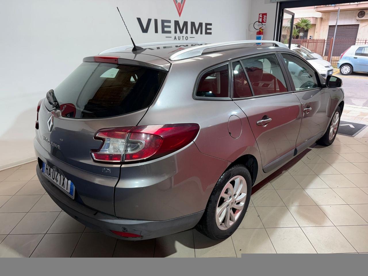 RENAULT Mégane 1.5 dCi 110 CV SporTour Live