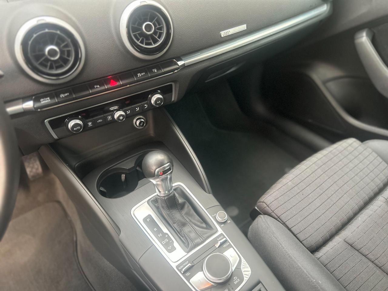 Audi A3 SPB 1.6 TDI S tronic Design