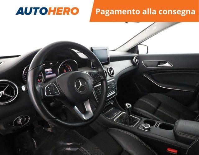 MERCEDES-BENZ GLA 180 d Sport