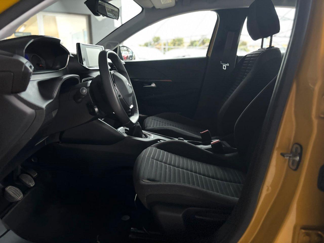 Peugeot 208 5 Porte 208 1.2 puretech Active Pack s&s 75cv