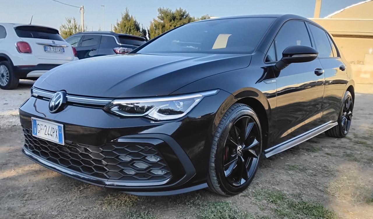 Volkswagen Golf 2.0 GTD DSG