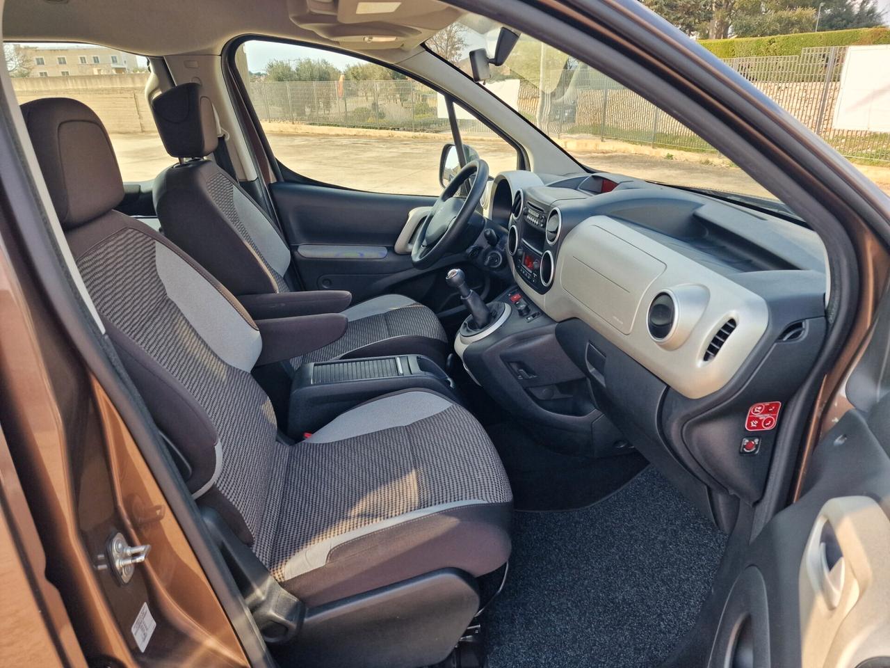 Peugeot Partner Tepee 1.6 HDi 92CV Outdoor