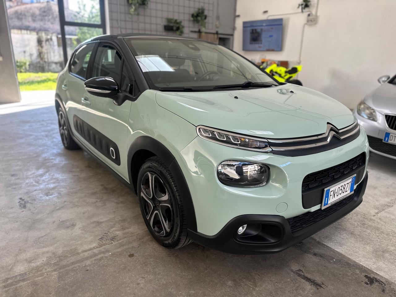 Citroen C3 PureTech 82 GPL Shine