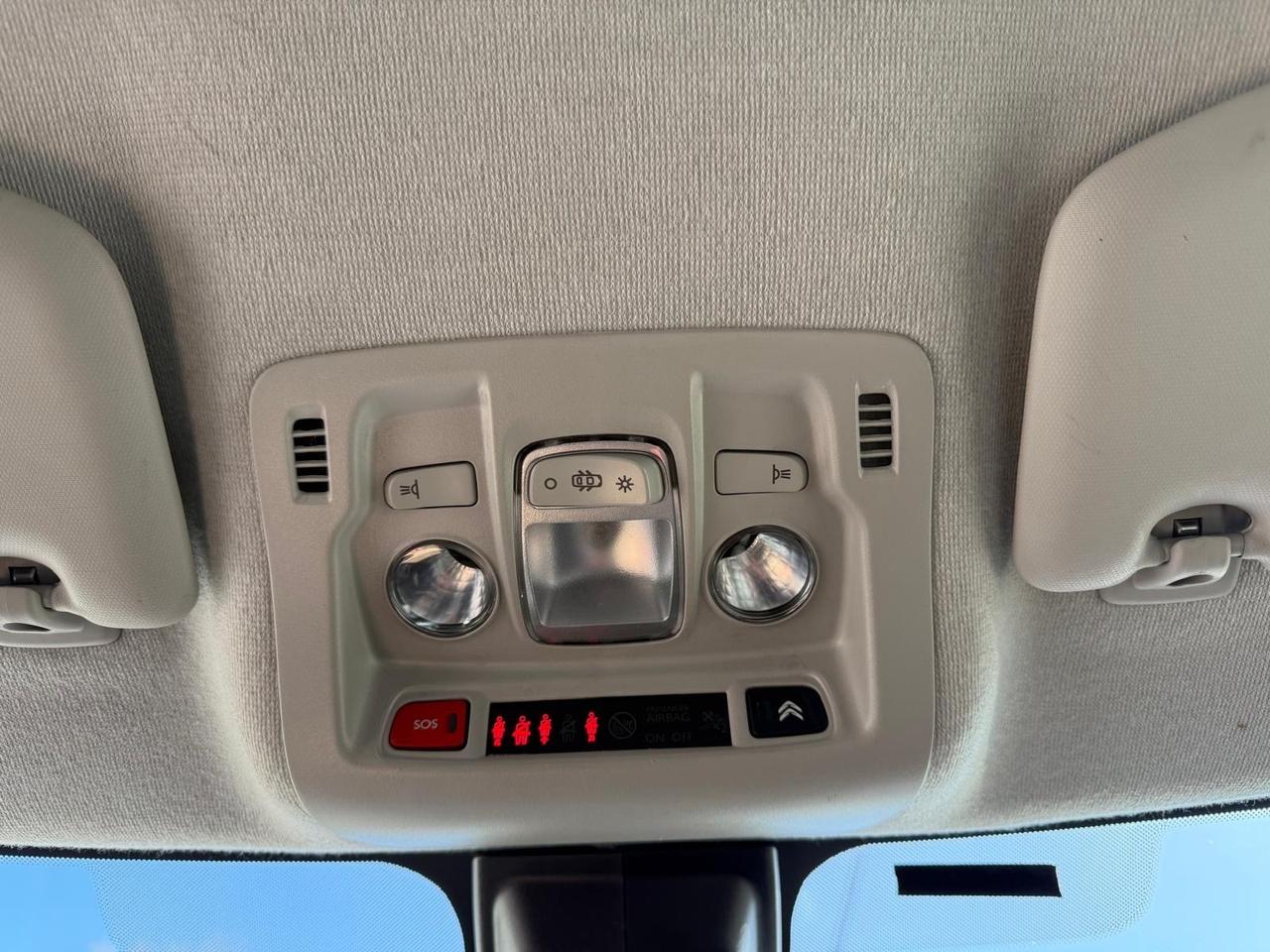 Citroen C3 83cv Benzina 5 porte Shine Navi bicolor pdc