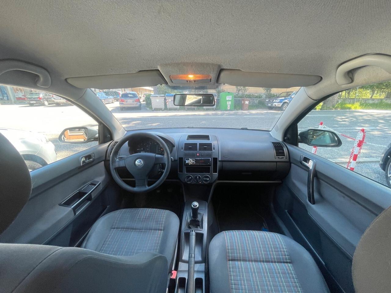 Volkswagen Polo 1.2/60CV 5p. Trendline