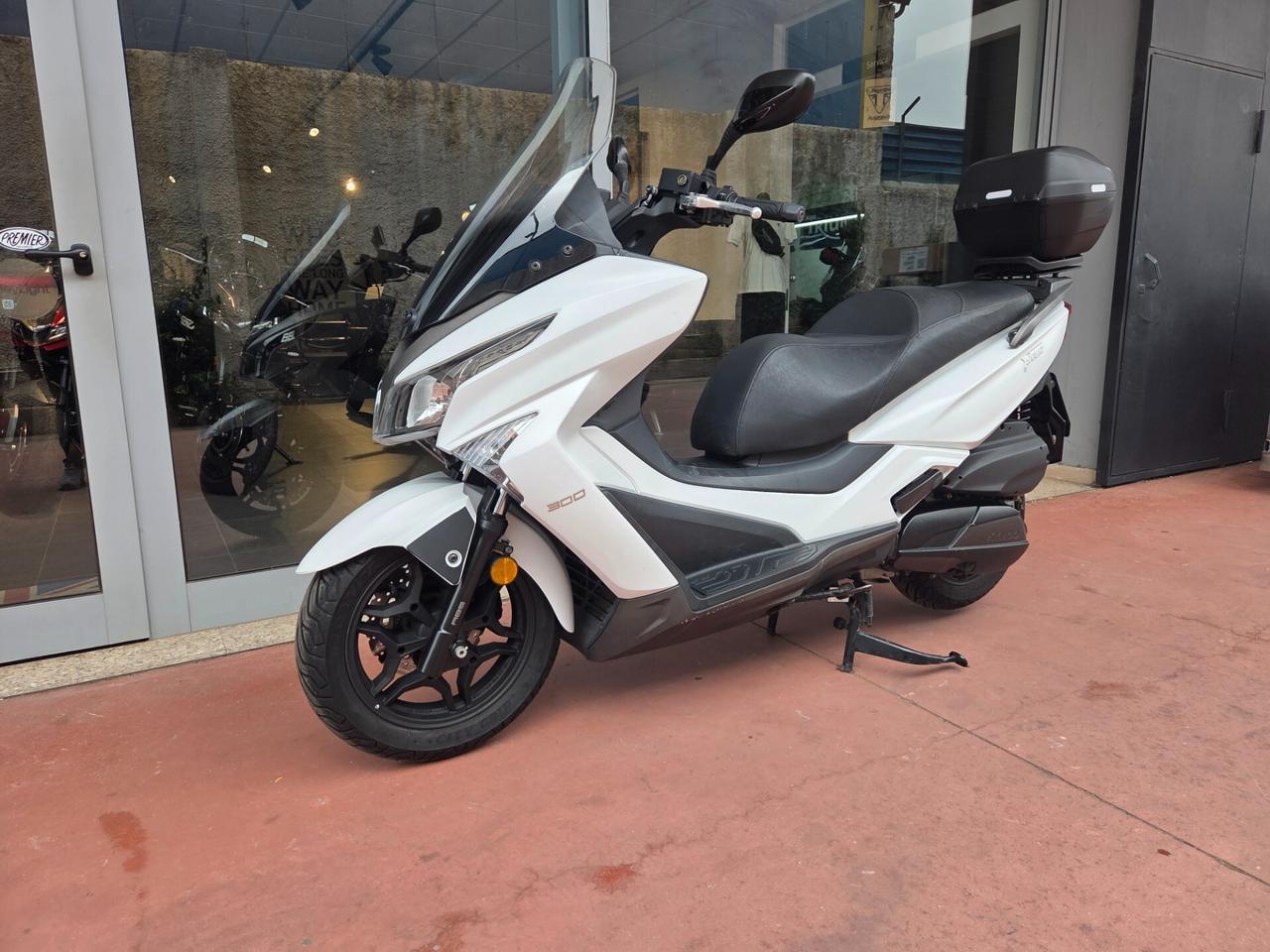 Kymco Xciting 300i ABS