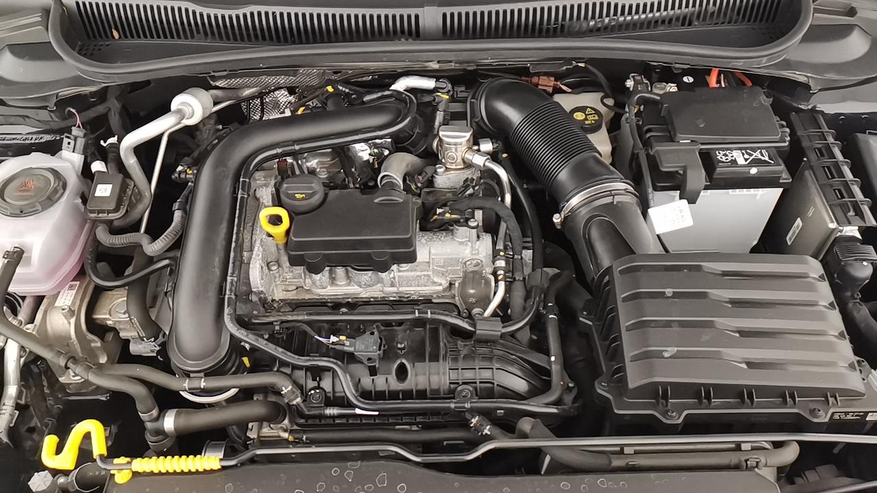 VOLKSWAGEN Polo VI 2022 - Polo 1.0 tsi Style 95cv
