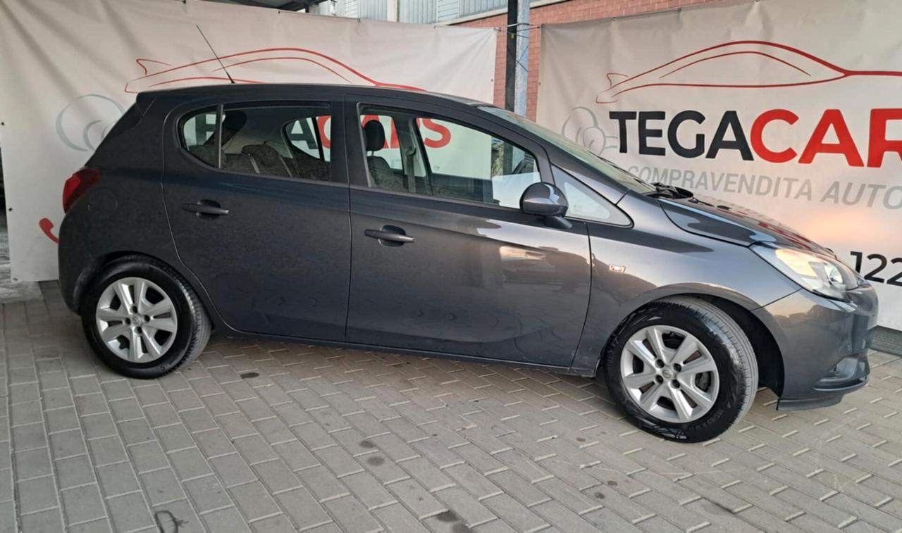 Opel Corsa 1.2 5 porte