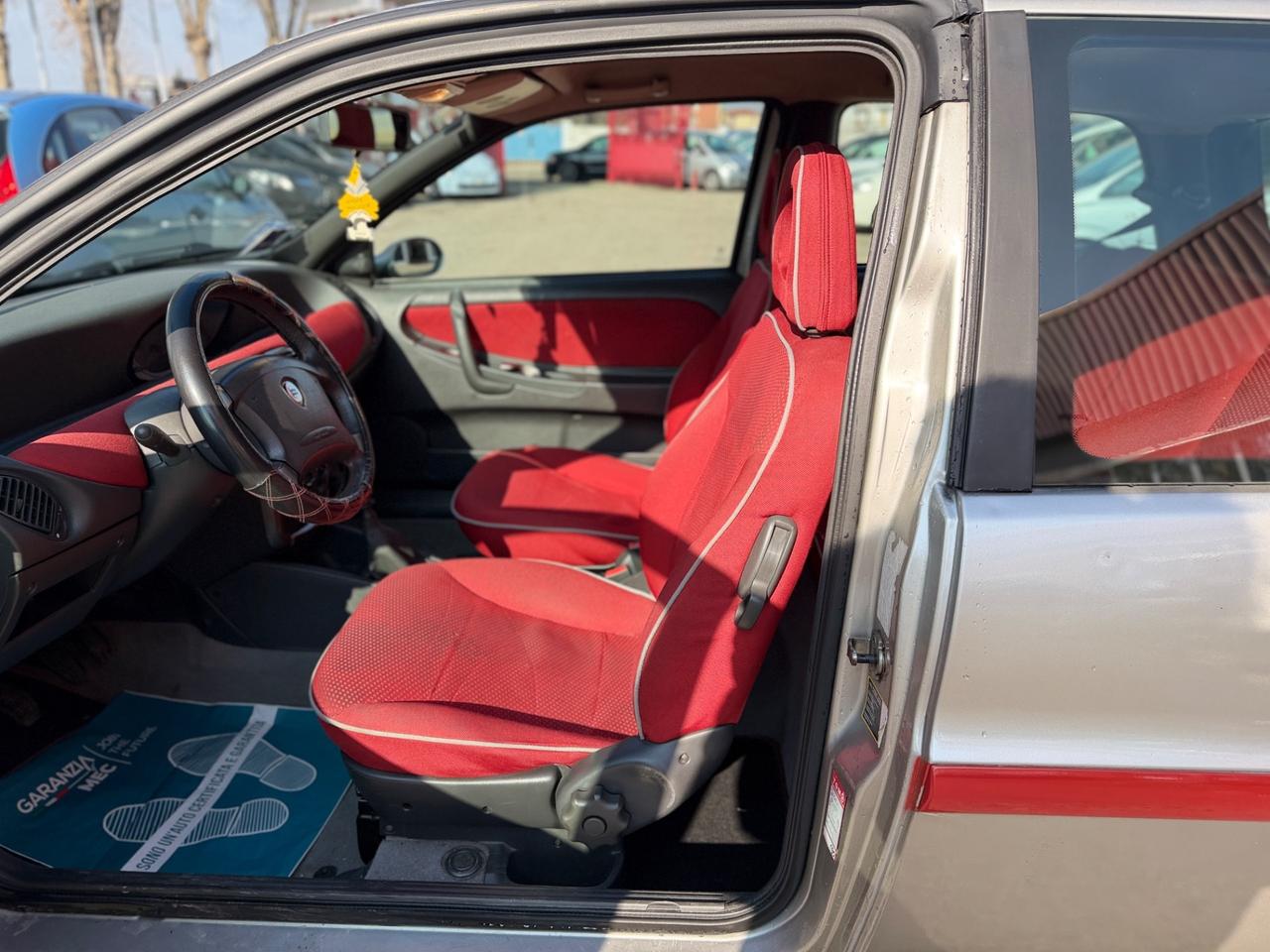 Lancia Y 1.2i cat Elefantino Blu