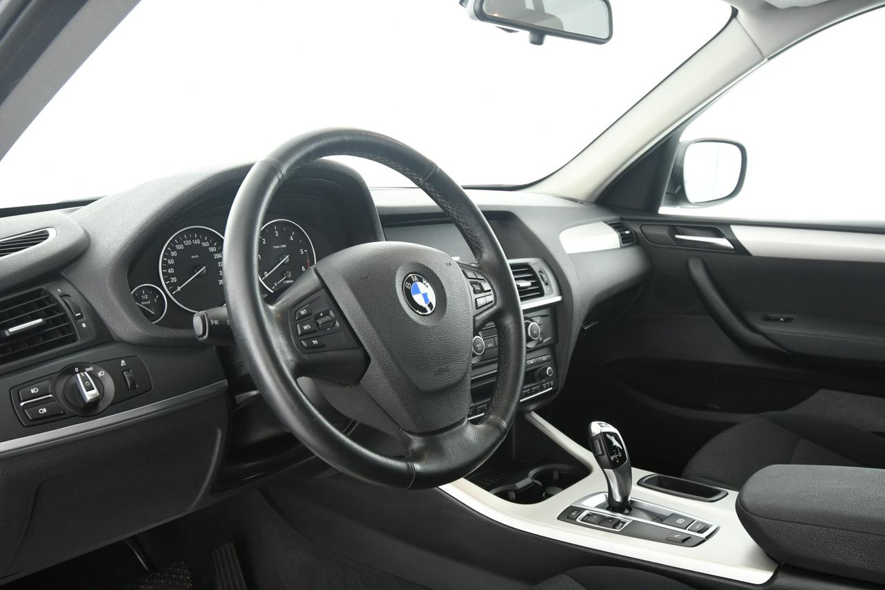 BMW X3 sdrive18d Business auto COMMERCIANTI+C17"