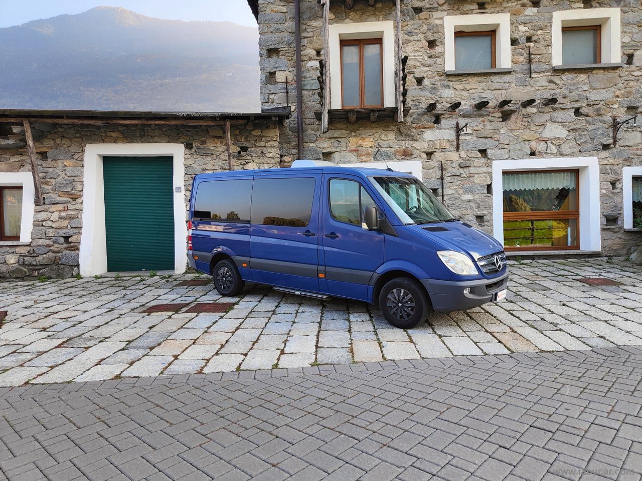 Sprinter 9 POSTI VETRI OSCURATI CLIMA SUPPLEMENTARE