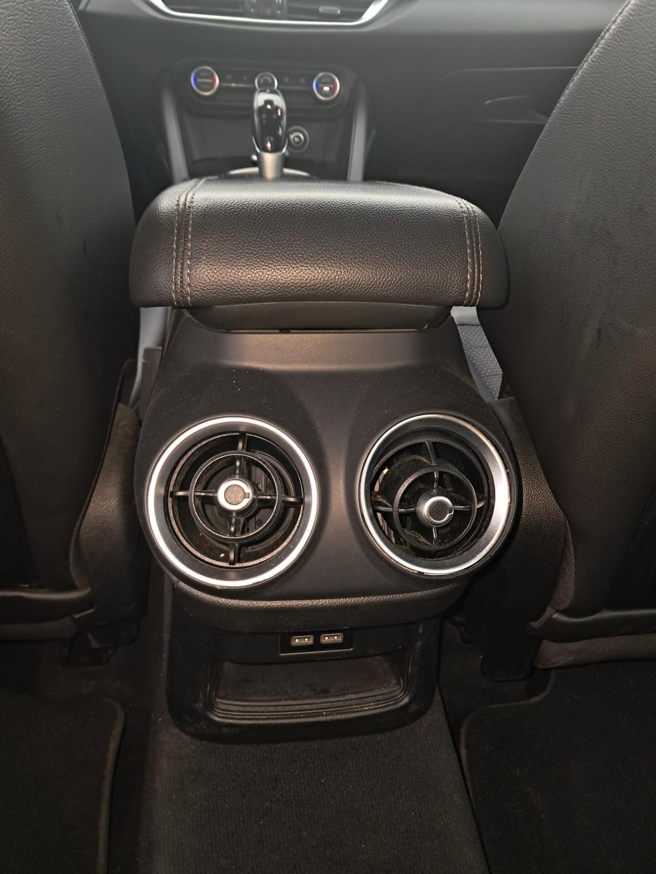 Alfa Romeo Stelvio 2.2 Turbodiesel 210 CV AT8 Q4 Business