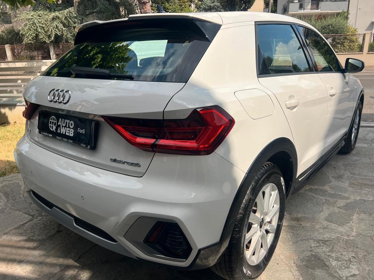 AUDI A1 ALLSTREET 30 TFSI S-TRONIC BUSINESS NEOP