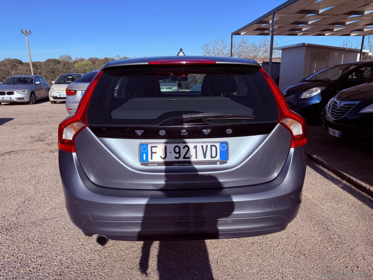VOLVO V60 D2 Geartronic Business