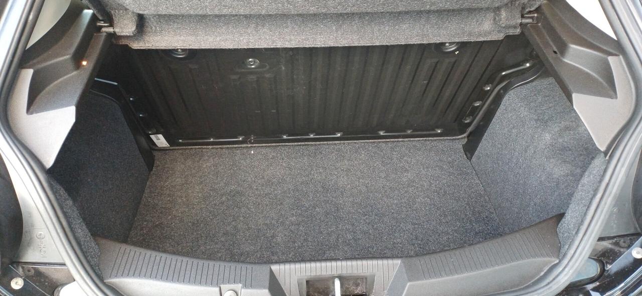 Alfa Romeo MiTo 1.4 105 CV M.air S&S Distinctive Sport Pack