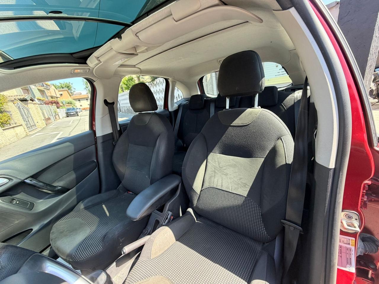 Citroen c3 1.2 benzina euro 6/b cambio automatico neo patentati
