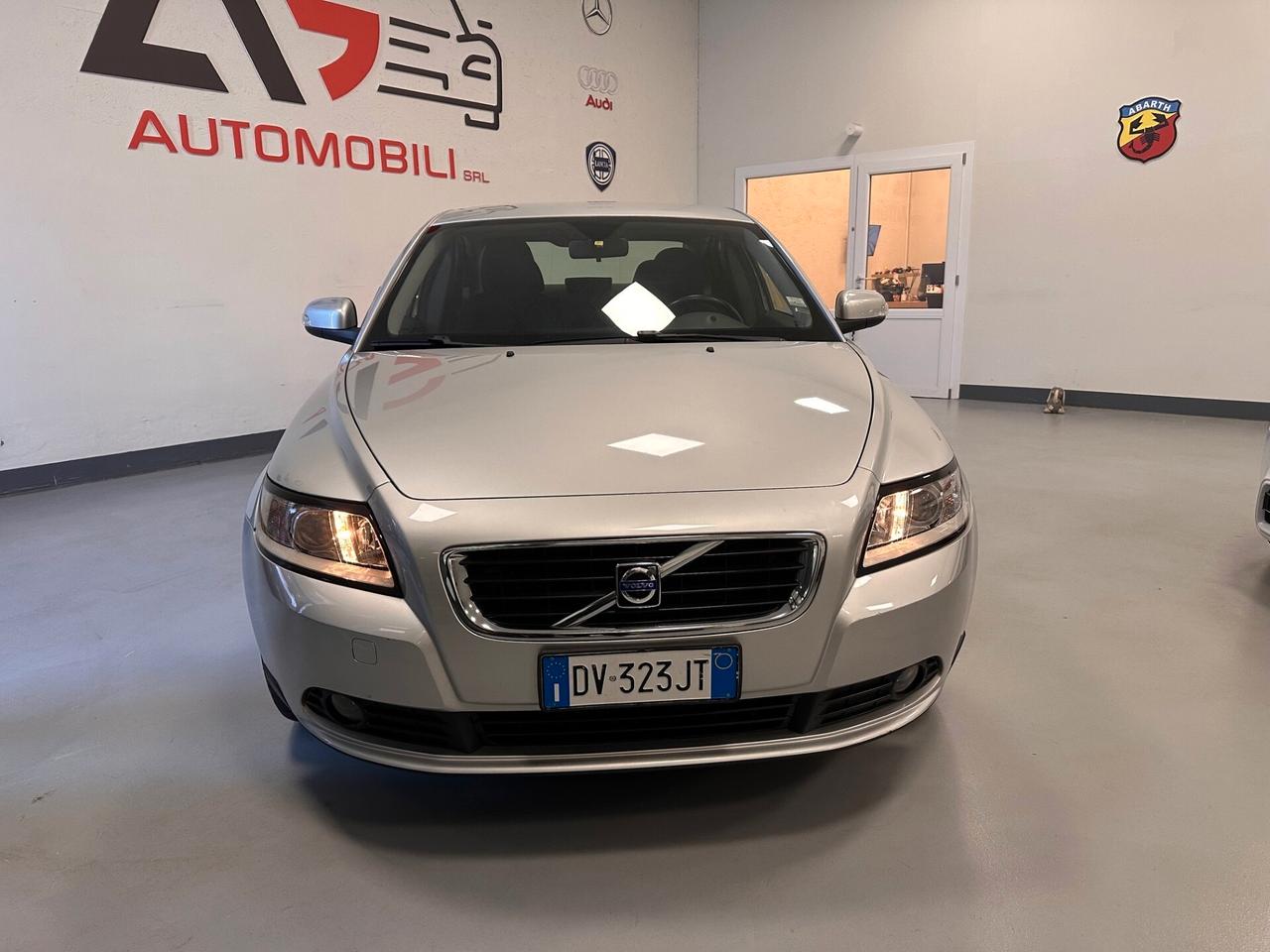 VOLVO S 40 BERLINA 1.6 BENZINA
