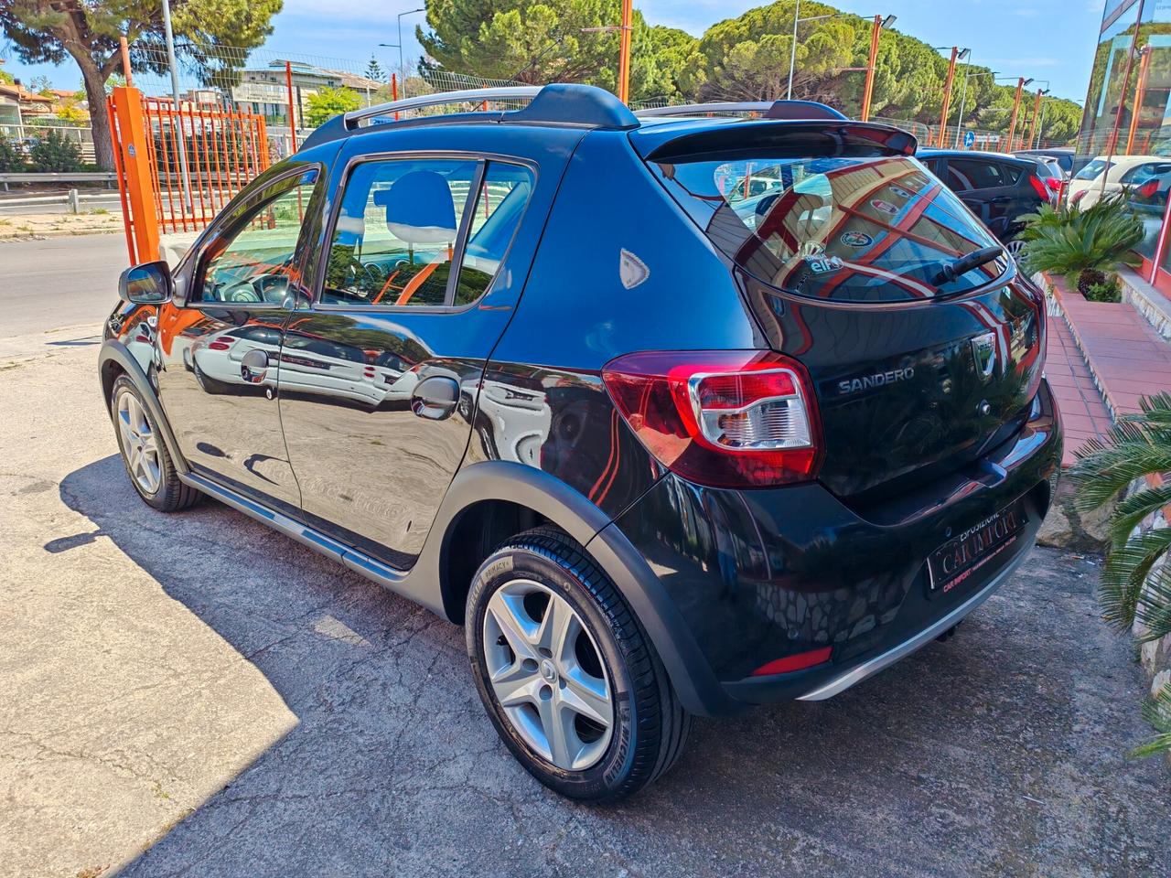 Dacia Sandero Stepway 1,5 diesel 02/2014 Cv90