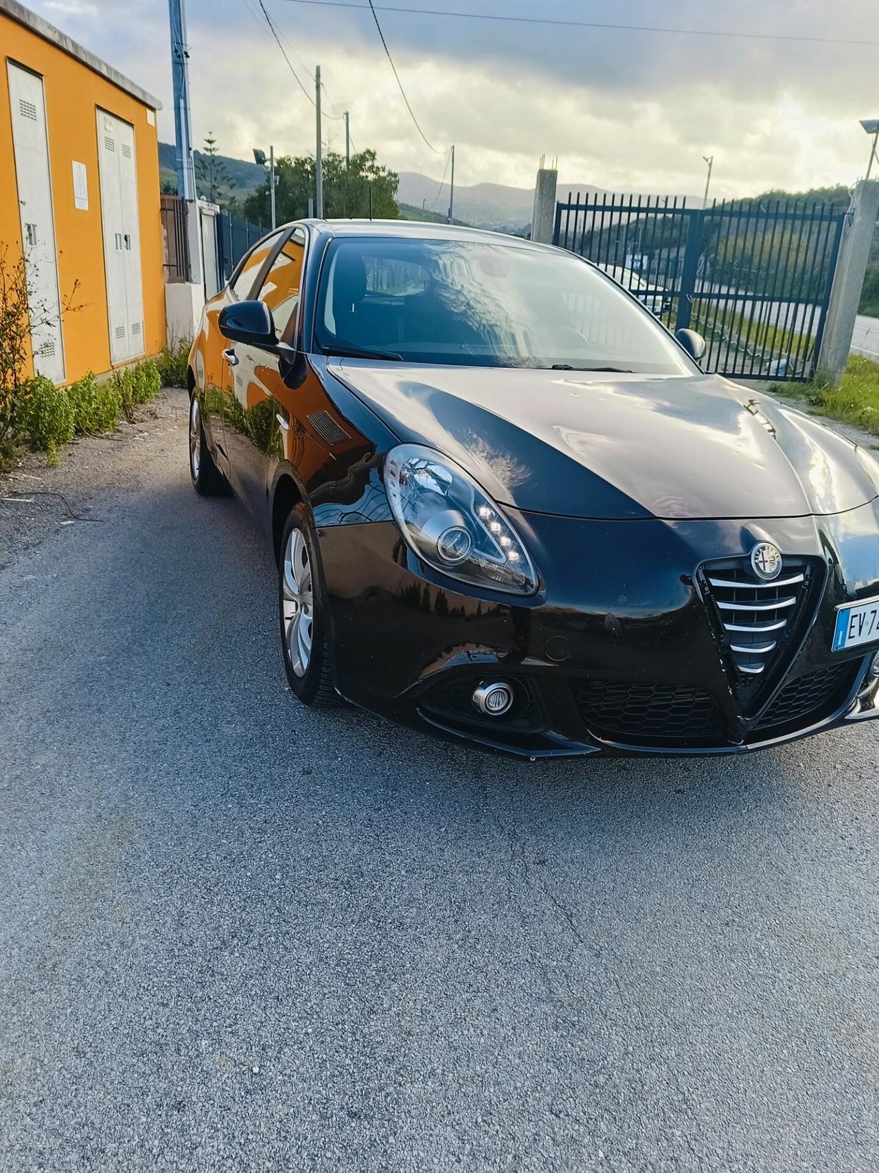 Alfa Romeo Giulietta 1.6 JTDm-2 105 CV Exclusive