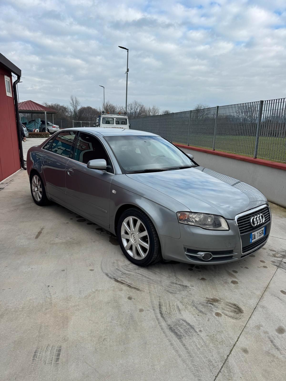 Audi A4 2.0 16V TDI Top