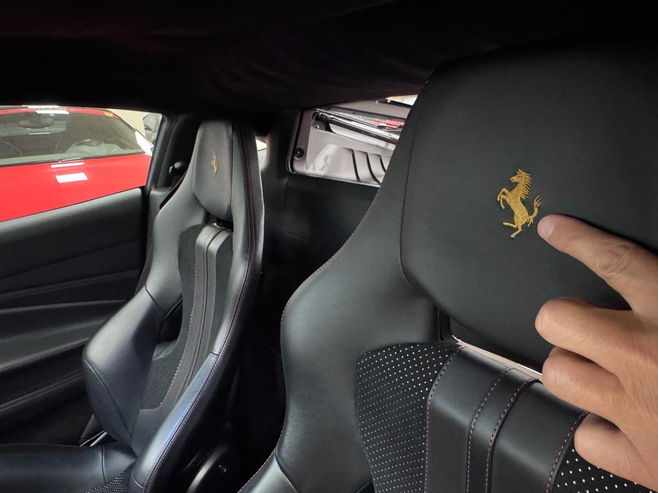 Ferrari F8 Tributo Coupe Permute auto moto barche gommoni e Rolex.