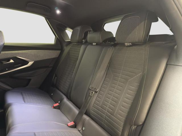 PEUGEOT 3008 Hybrid 136 e-DCS6 GT*FORMULA S*