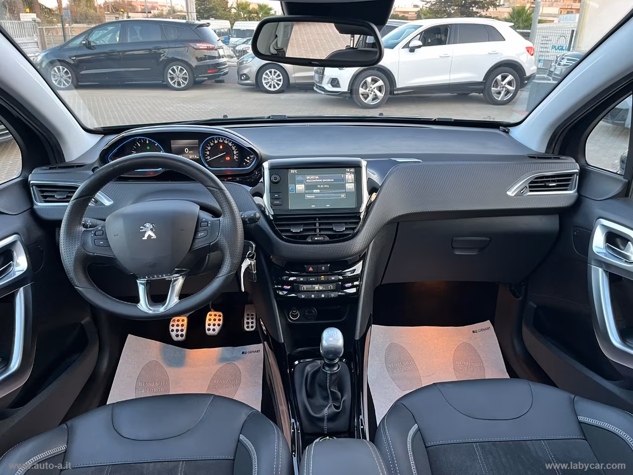 PEUGEOT 2008 BlueHDi 120 S&S Crossway