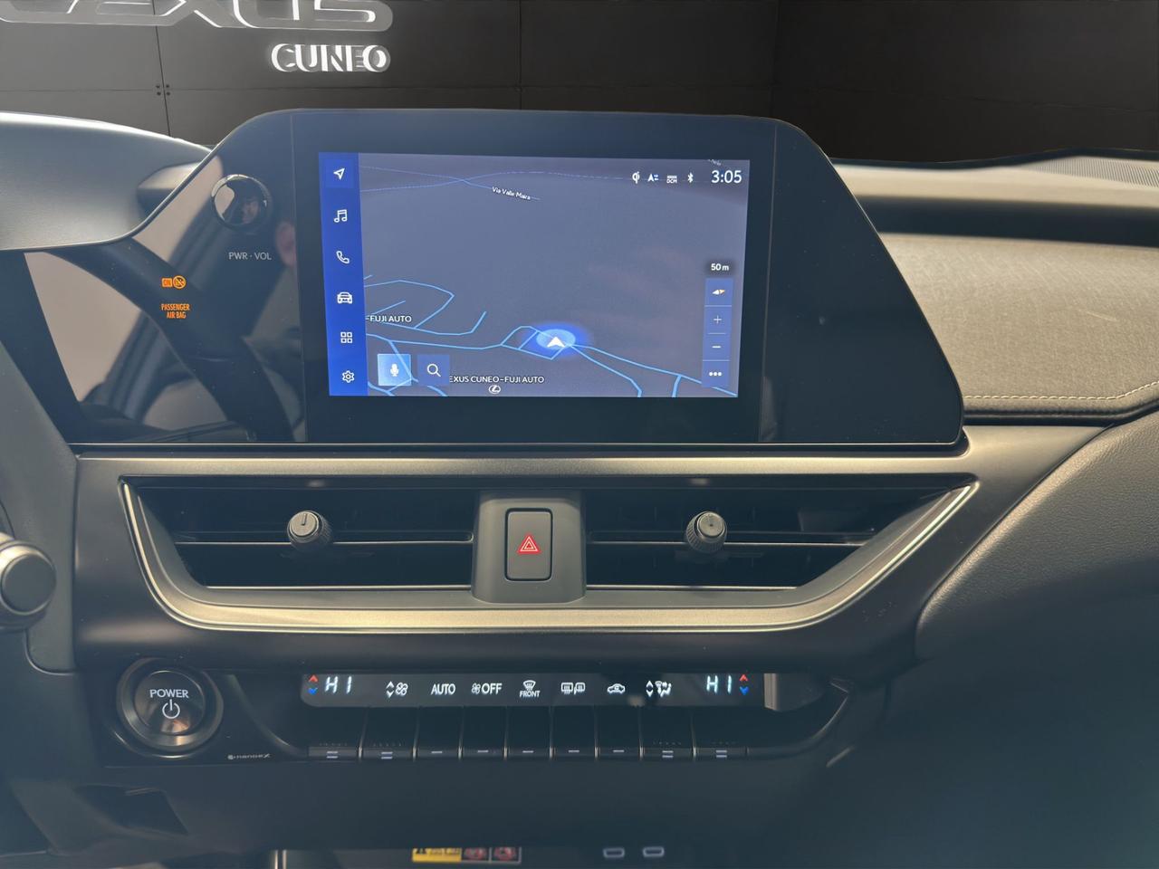 Lexus UX 250h 2.0 Design 2wd cvt