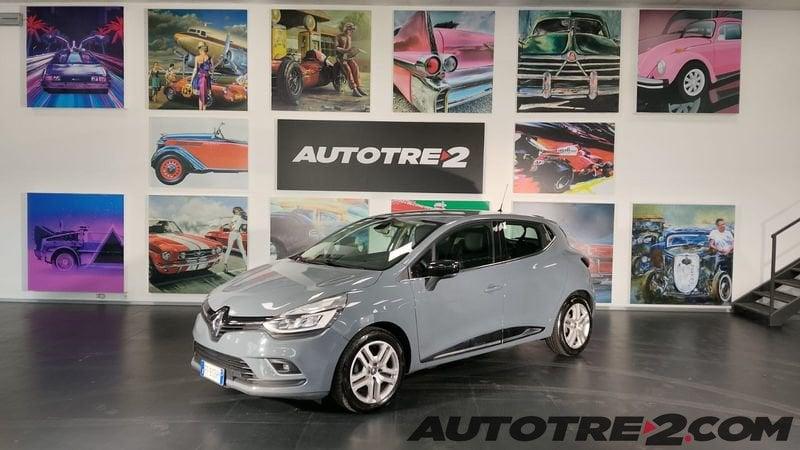 Renault Clio Clio 0.9 tce Moschino Zen Gpl 90cv