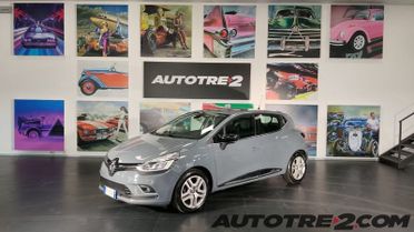 Renault Clio Clio 0.9 tce Moschino Zen Gpl 90cv