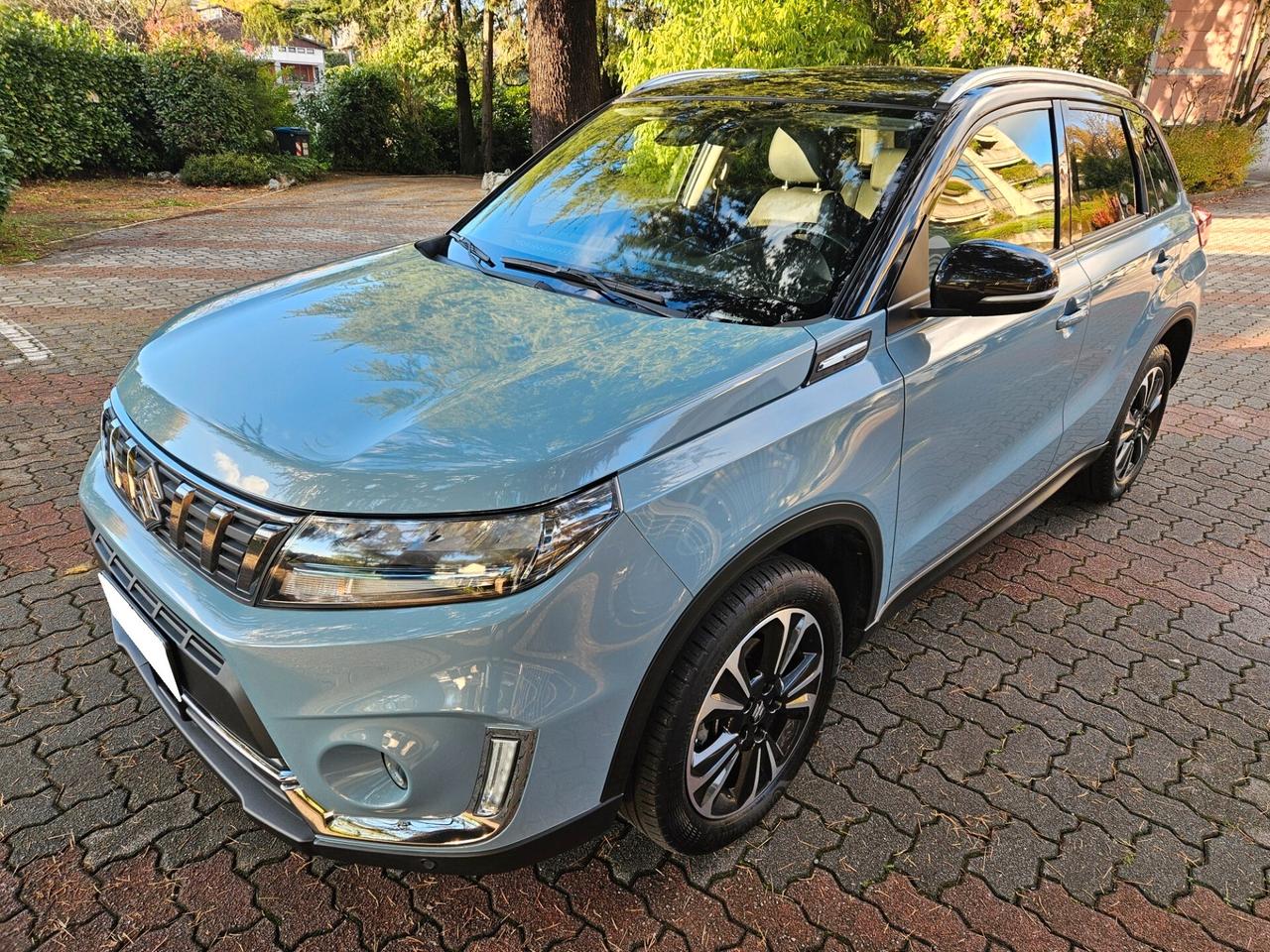Suzuki Vitara 1.4 Hybrid Top