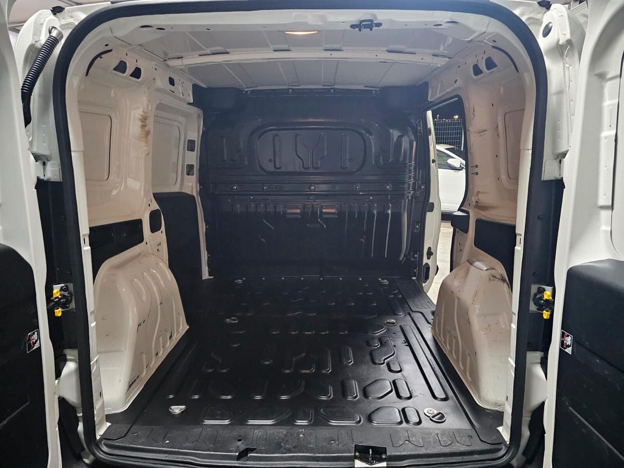 FIAT DOBLO' 1.6 MJT 3P. SOLO 57000KM 2022