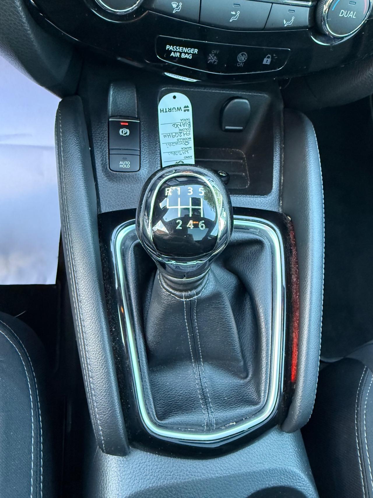 Nissan Qashqai 1.6 dCi 2WD N-Connecta 12 mesi di garanzia