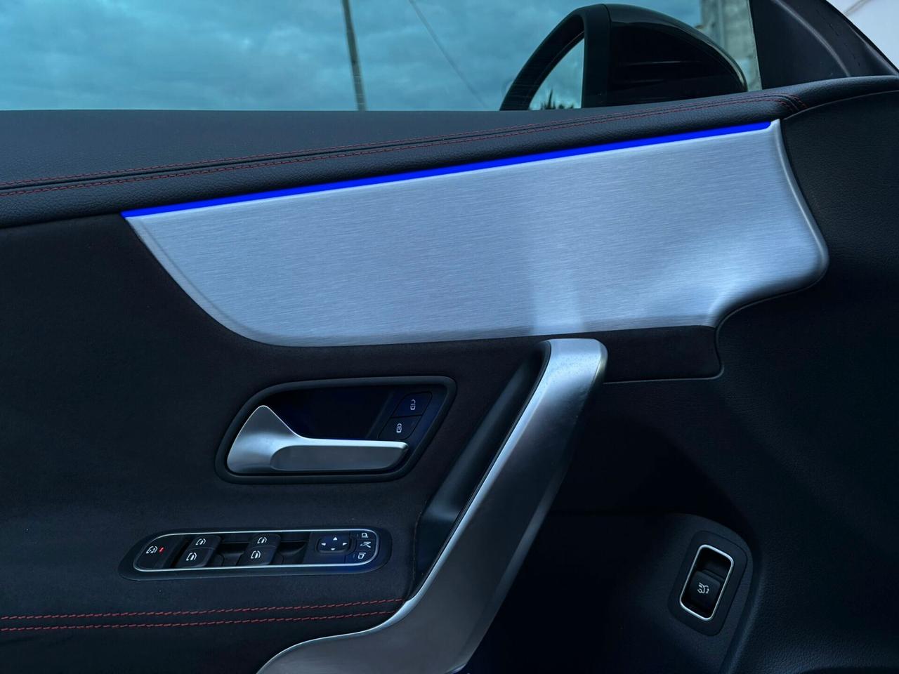 Mercedes-benz CLA 180d Premium Amg - 2020