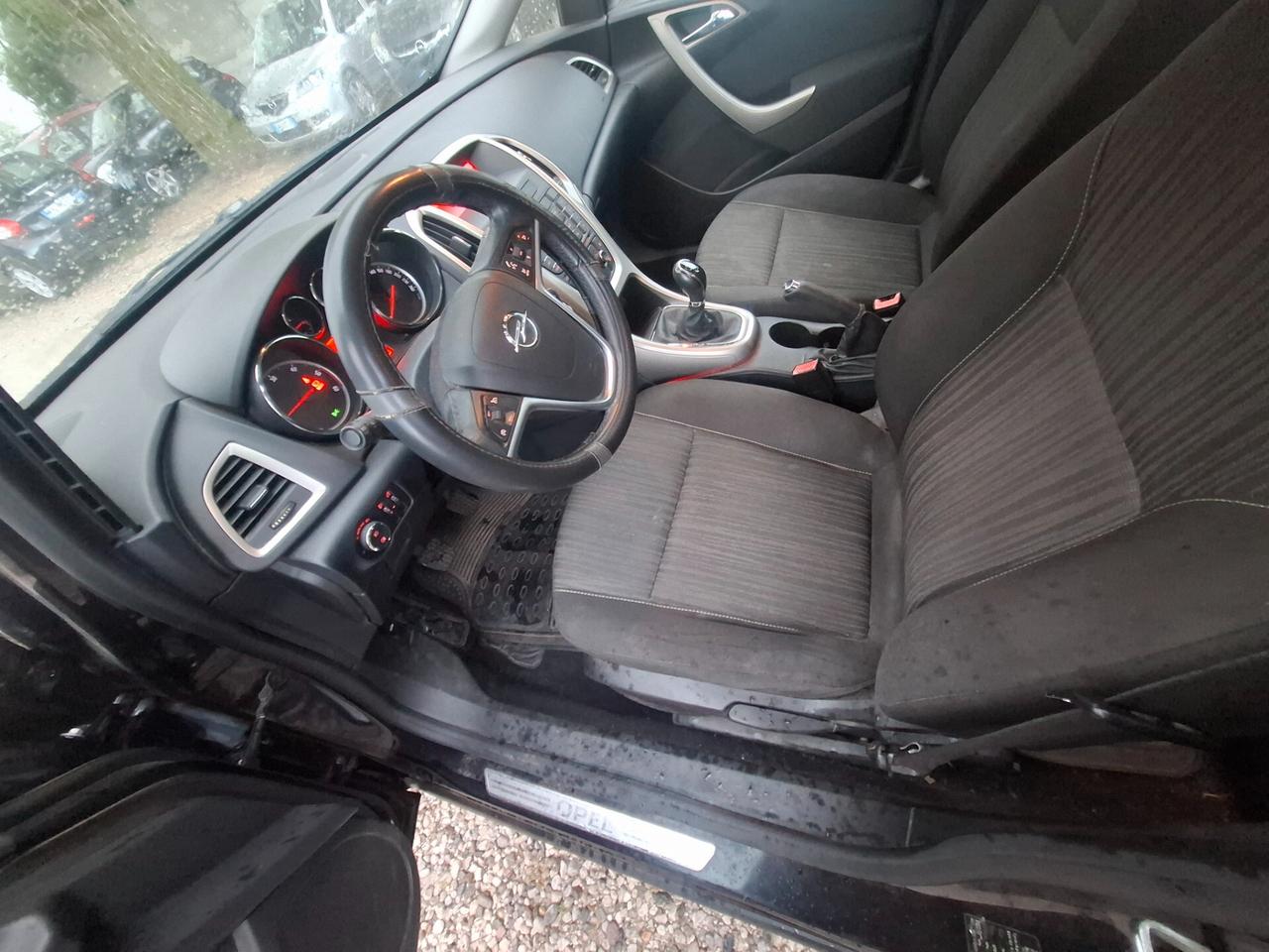 Opel Astra 1.7 CDTI 110CV Sports Tourer Cosmo