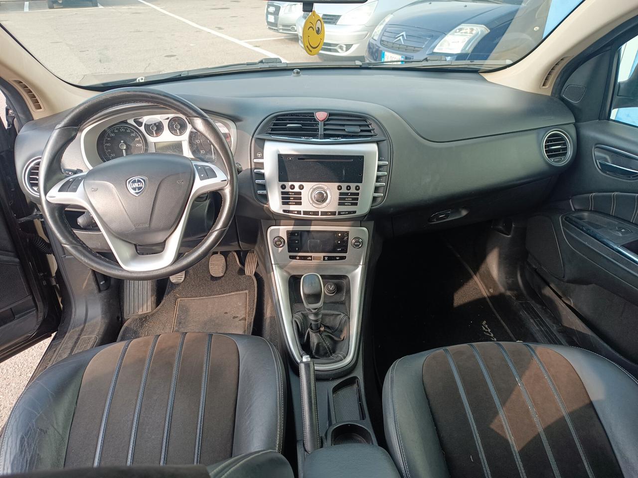 Lancia Delta 1.6 MJT DPF Oro