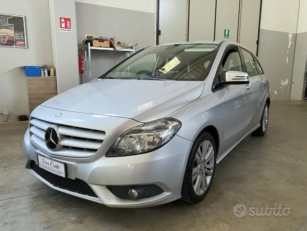 MERCEDES B 180 CDI Executive -GARANZIA 12m-