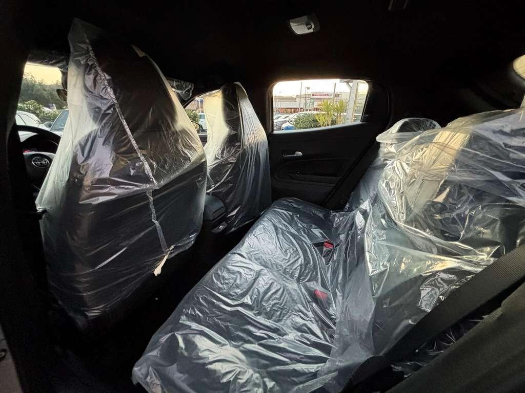 Alfa Romeo Junior 1.2 136 CV Hybrid 2026 KM 0 IVA ESPOSTA Tua a solo 269 Euro al mese