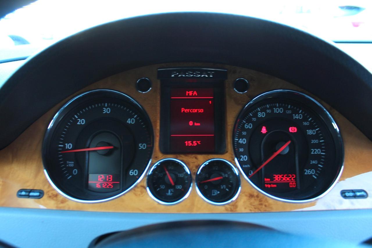 Volkswagen Passat 2.0 TDI DPF Var. Highline