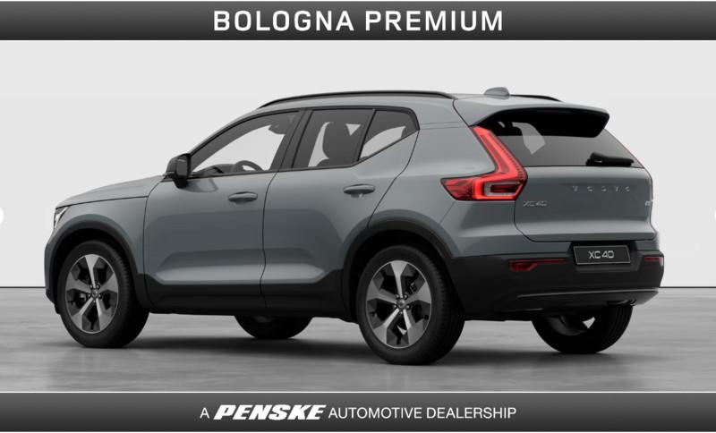 Volvo XC40 B3 automatico Plus Dark